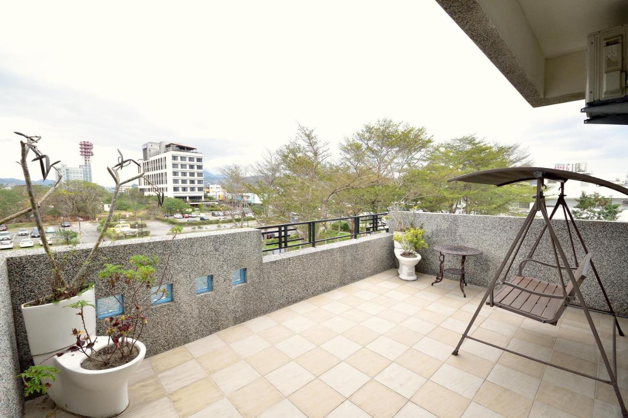 Moon Villa B&B Taitung Exterior photo